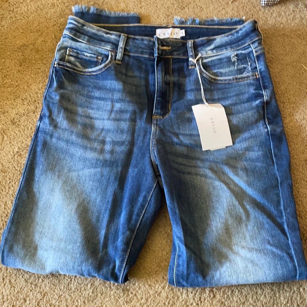Back To Reality Dark Wash Cello Jeans size 9